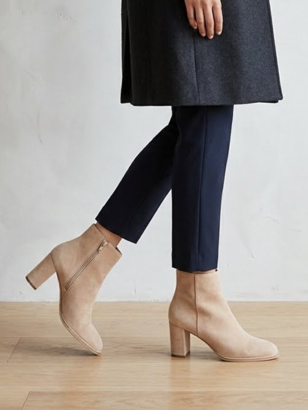 Steve Madden Jozie Sand Suede Ankle Booties Neutral 3" Block Heel NIB /NWT sz8.5